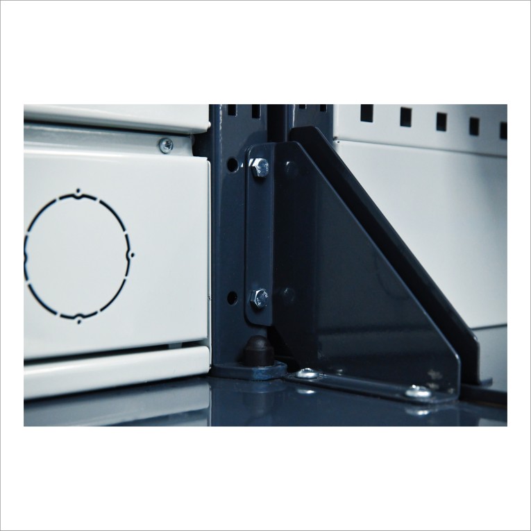 Верстак FBK 205.346-2 купить в Белгороде Верстак FBK 205.346-2 купить в Белгороде