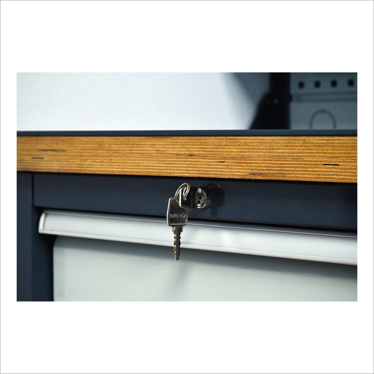 Верстак FBK 205.36.4-2FR купить в Белгороде Верстак FBK 205.36.4-2FR купить в Белгороде