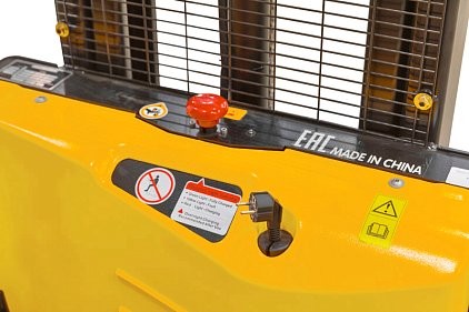 Штабелер электрический самоходный EST122 (1200 кг; 3 м; 24В / 105Ач) SMARTLIFT (SMART) купить в Белгороде Штабелер электрический самоходный EST122 (1200 кг; 3 м; 24В / 105Ач) SMARTLIFT (SMART) купить в Белгороде