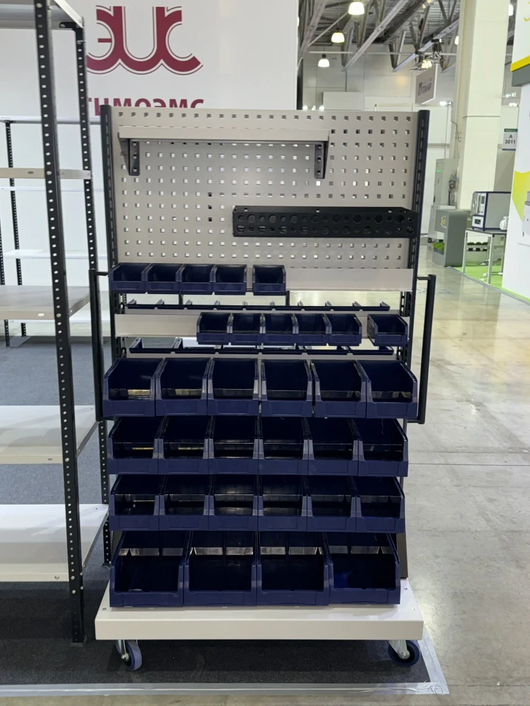 Передвижная стойка SPC 4B.1 (90.36.8) купить в Белгороде Передвижная стойка SPC 4B.1 (90.36.8) купить в Белгороде