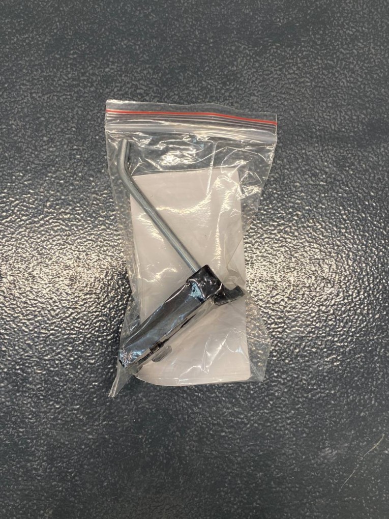 Крючок 75 мм купить в Белгороде