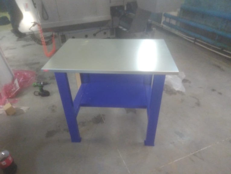 Верстак-стол бестумбовый ВП-1 купить в Белгороде Верстак-стол бестумбовый ВП-1 купить в Белгороде