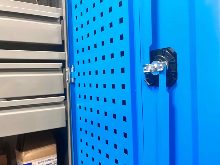 Шкаф инструментальный TNC 182.2B.10S купить в Белгороде Шкаф инструментальный TNC 182.2B.10S купить в Белгороде