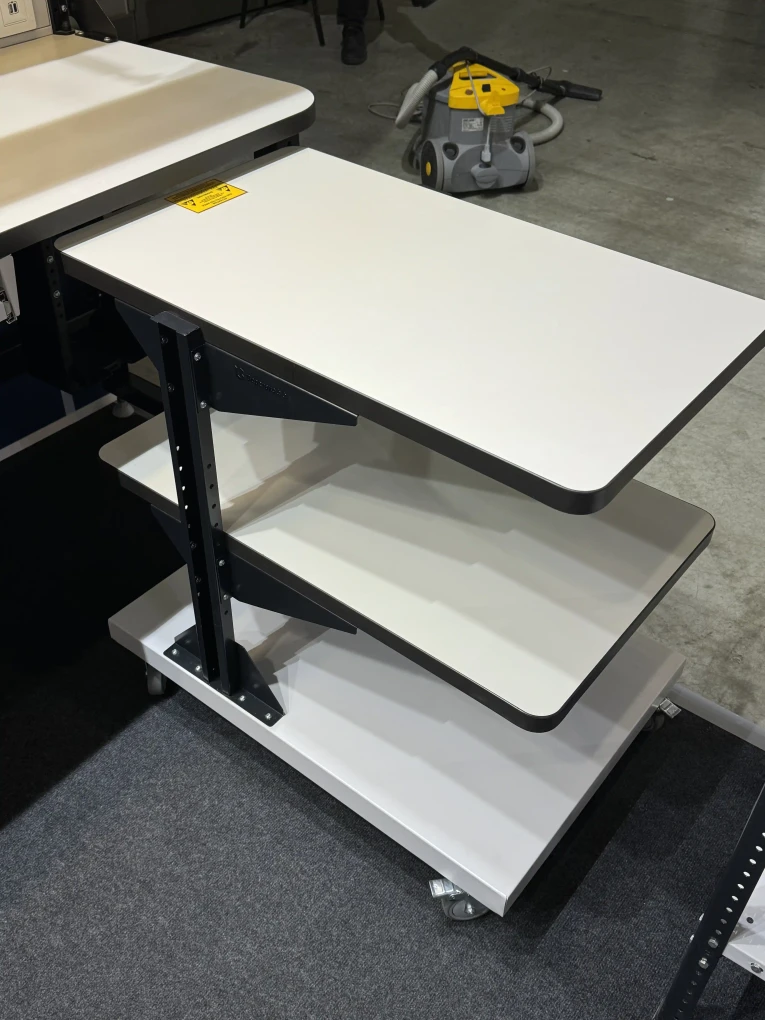 Подкатной антистатический стол SPC A купить в Белгороде Подкатной антистатический стол SPC A купить в Белгороде