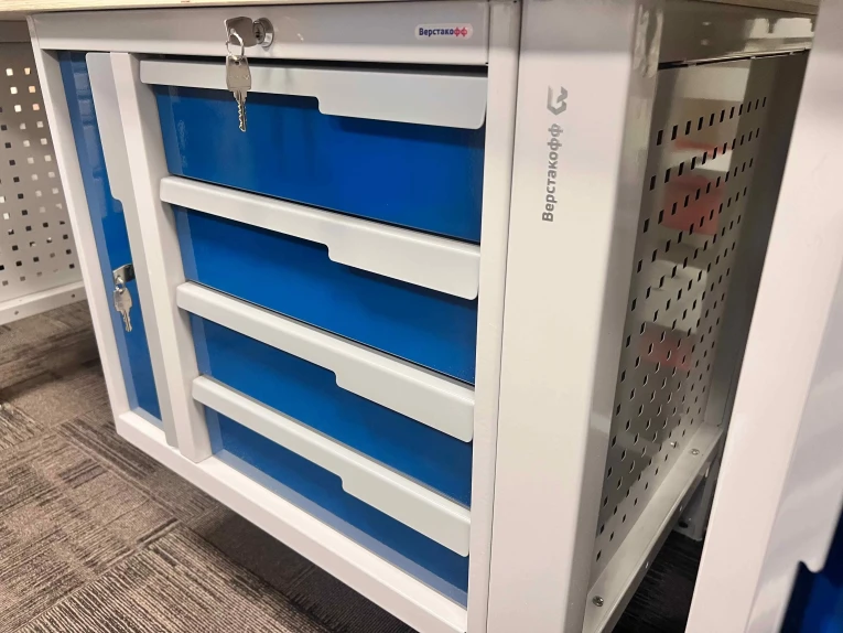 Стол-верстак Craft 2202.S4L34.24-2 купить в Белгороде Стол-верстак Craft 2202.S4L34.24-2 купить в Белгороде