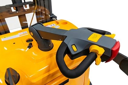 Штабелер электрический самоходный CDDK20 (2000 кг, 6,5 м, 24В / 300Ач, EPS) SMARTLIFT (SMART) купить в Белгороде