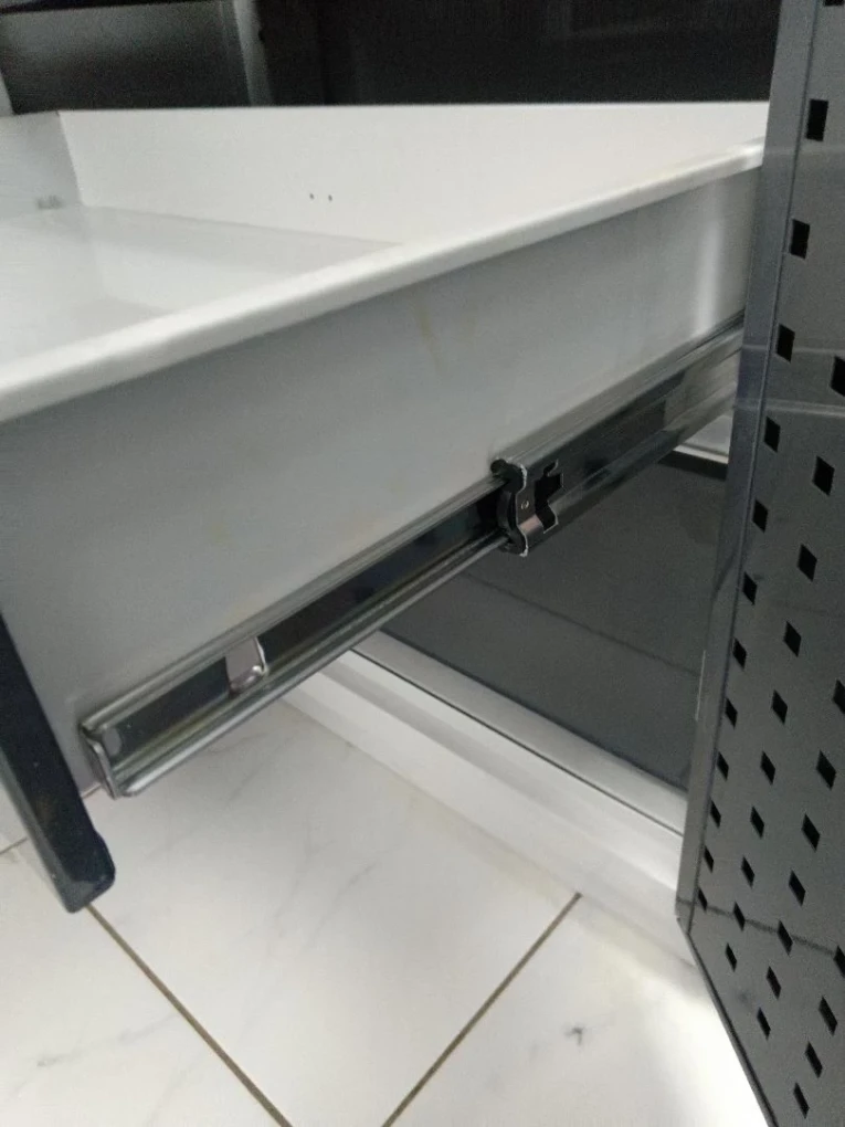 Шкаф инструментальный FBK 20 PR.B3.1S купить в Белгороде Шкаф инструментальный FBK 20 PR.B3.1S купить в Белгороде