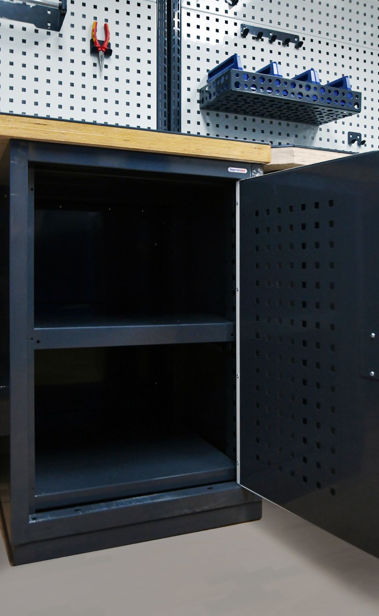 Верстак FBK 1552.111.2-2 купить в Белгороде Верстак FBK 1552.111.2-2 купить в Белгороде